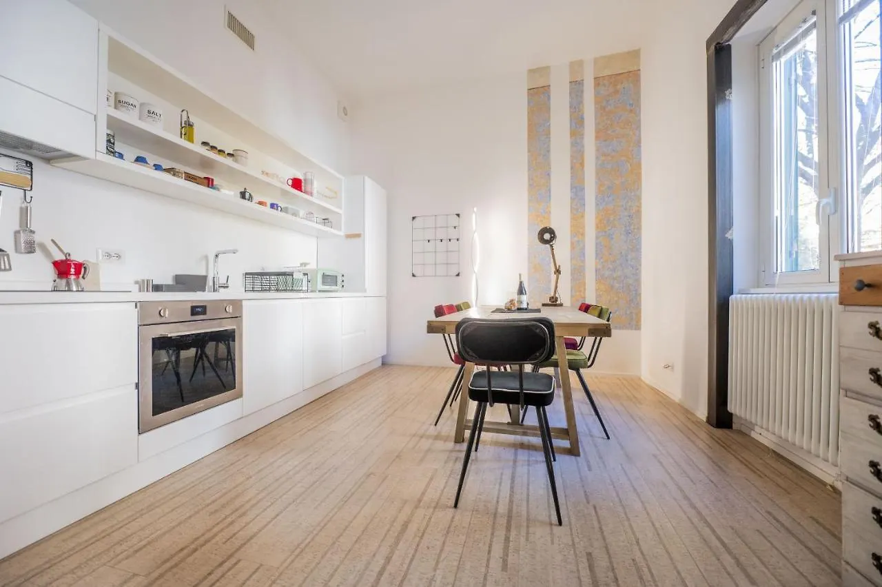 Vintage And Design In The Heart Of Vibrant Pigneto Apartment Rome 0*,