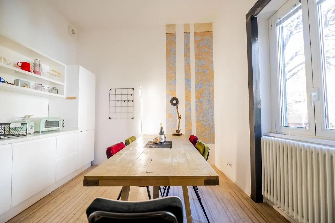 Vintage And Design In The Heart Of Vibrant Pigneto Apartment Rome